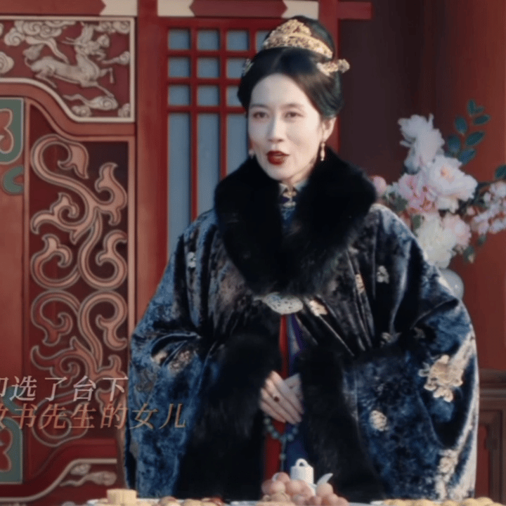 温峥嵘新剧梦回许我耀眼温峥嵘真的太擅长演这种“笑里藏刀”的长辈角色了。表面上是客