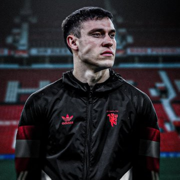 Nicolò Schira门德斯将乌加特推荐给尤文图斯、那不勒斯和AC米兰。 