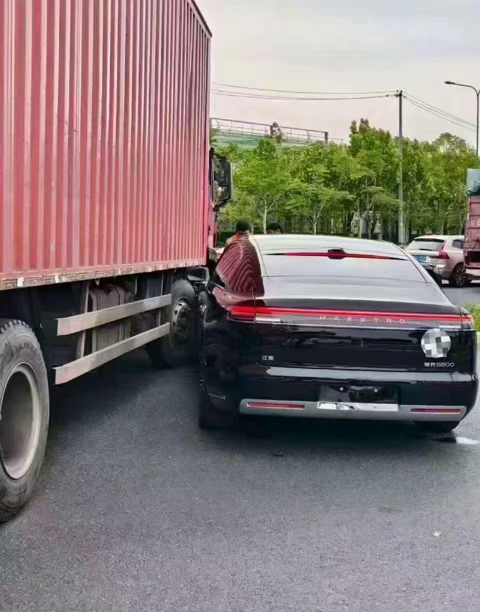 这是首撞了？尊界s800 ​​​