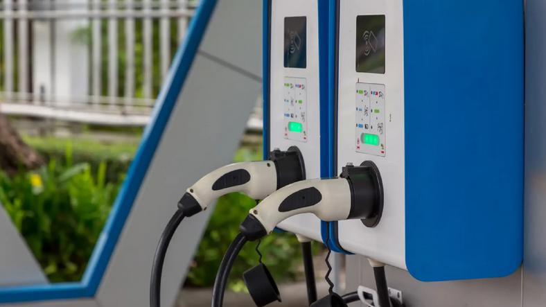 中东大战打醒美方：特朗普居然忘了，中国有一项能力已位居世界第一
 
当地时间2月