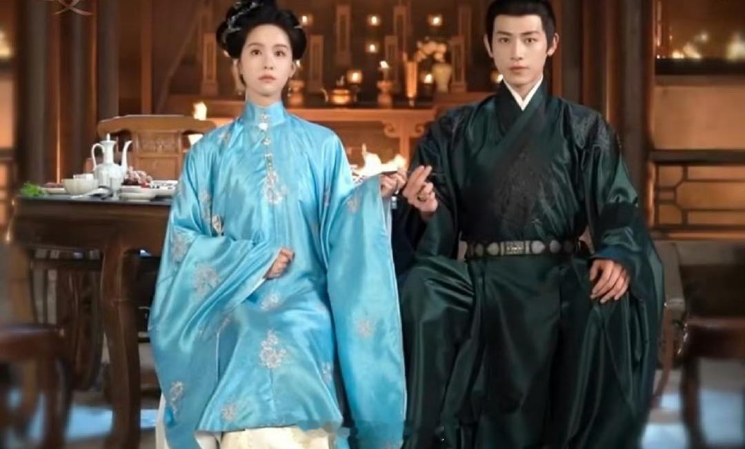 #陈都灵贵女双面反差感#看到预告就想看正剧了，什么时候抬上来呀？已经等不及了，陈