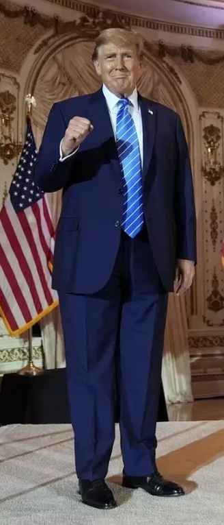 结束乌克兰战争，特朗普更有底气了如今这个老头说起话来底气更足了，因为眼看着在两个