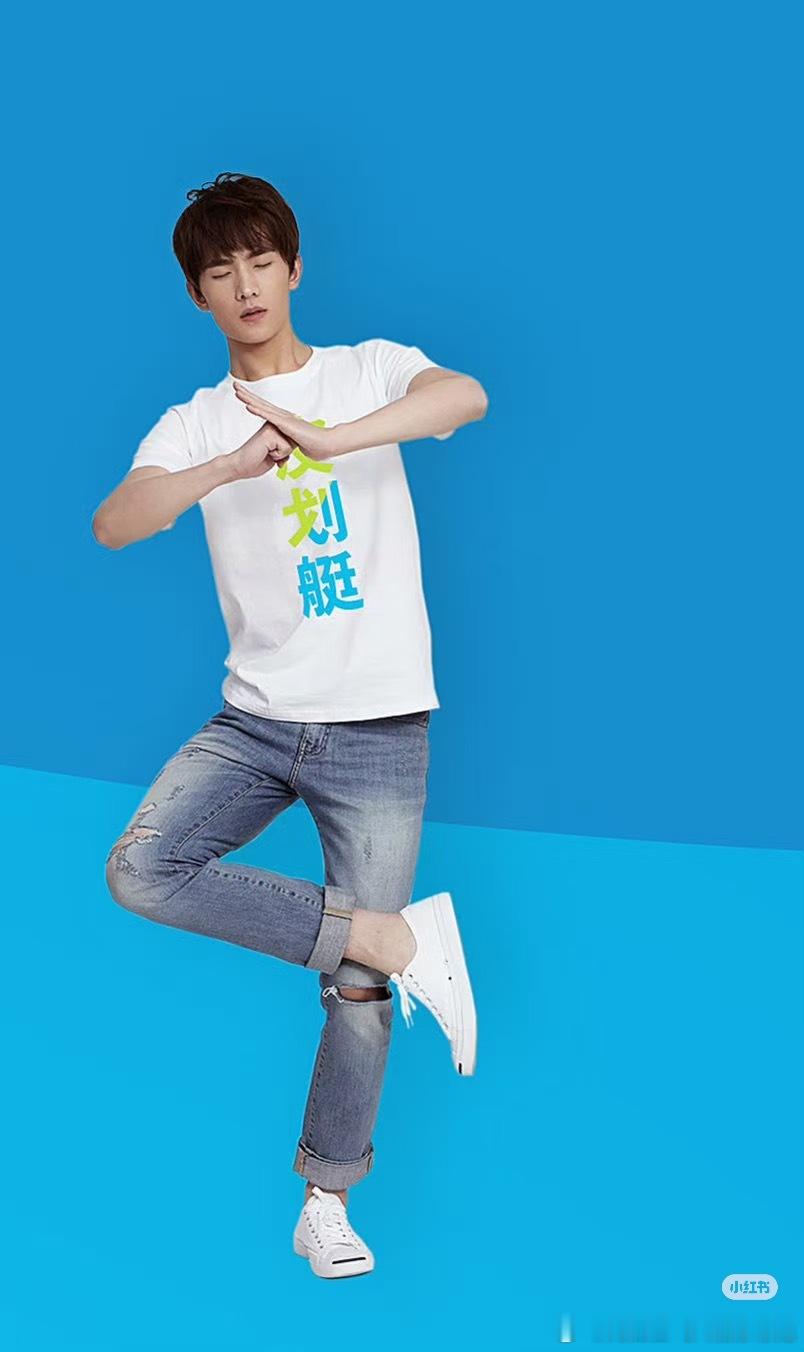 胸腔小肋骨大 最丑的身材。所以南方人小骨架也不好看福建人肋骨大 广东人胸腔小湖南