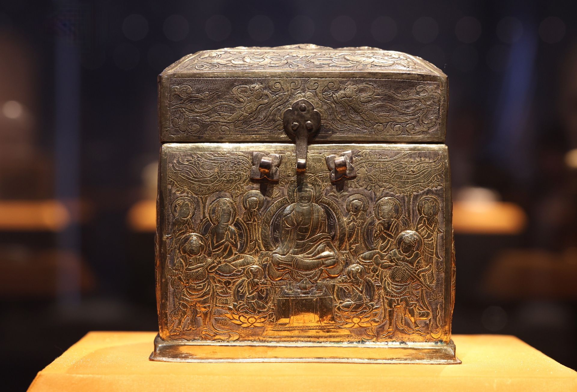 法门寺地宫一开，便是半个盛唐！ 