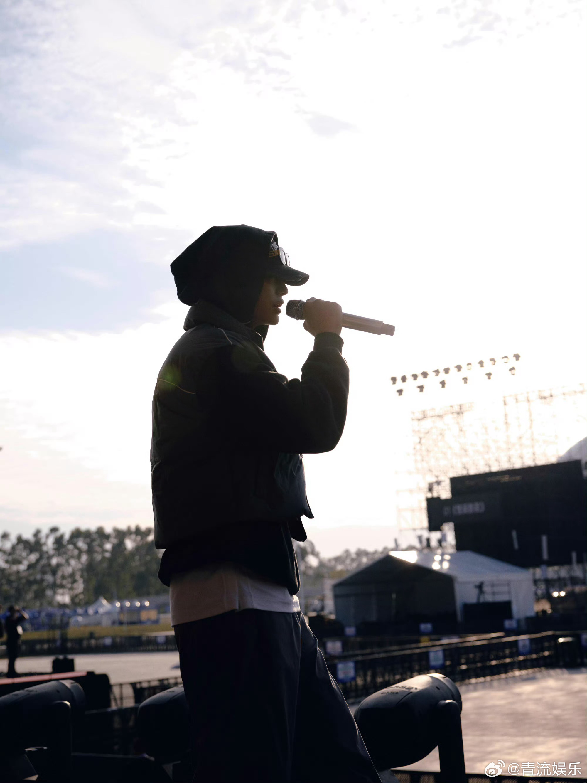  的彩排花絮掉落！好期待新舞台呀～明天见！