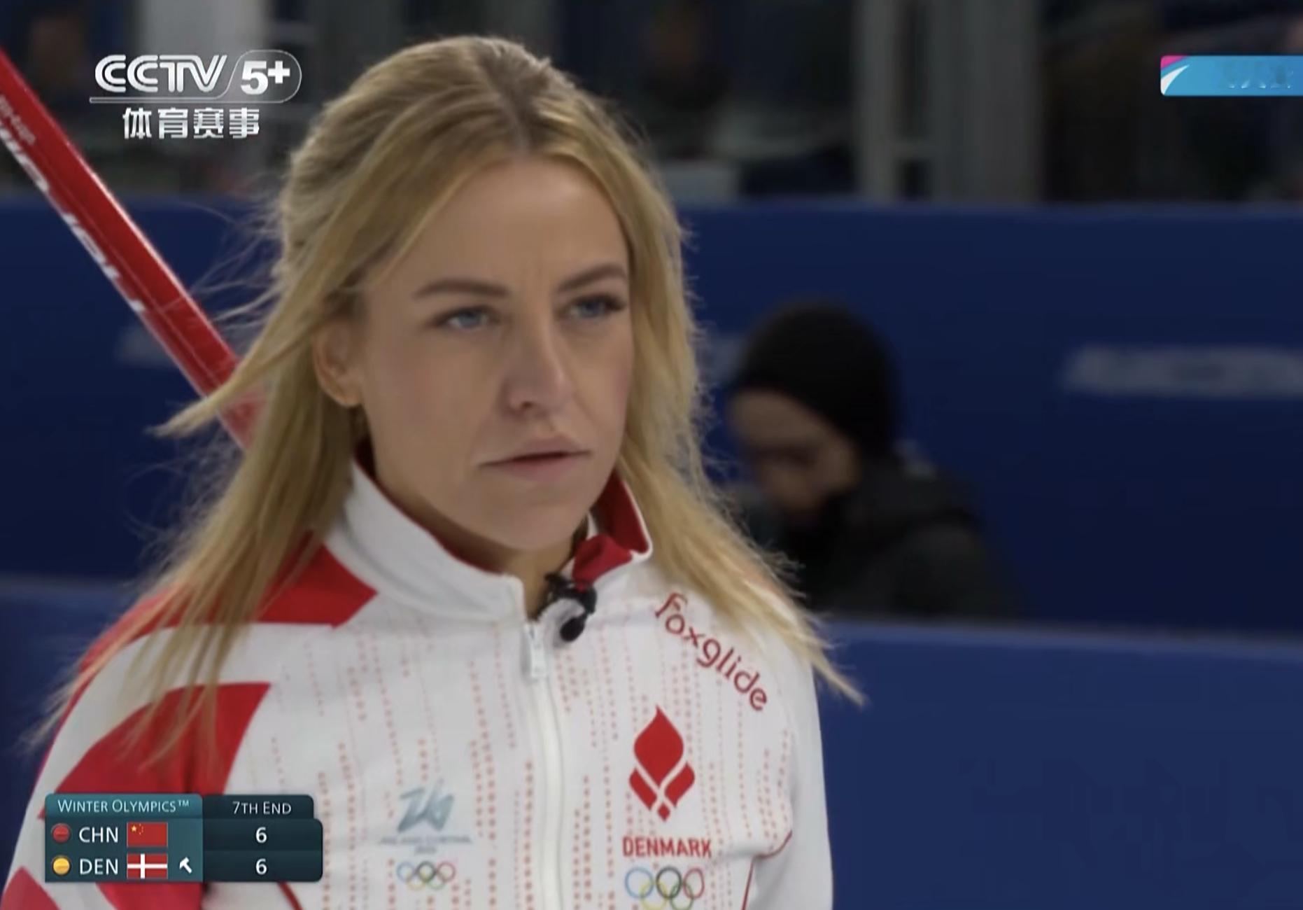 6-6！！追平了！！中国冰壶女队vs丹麦