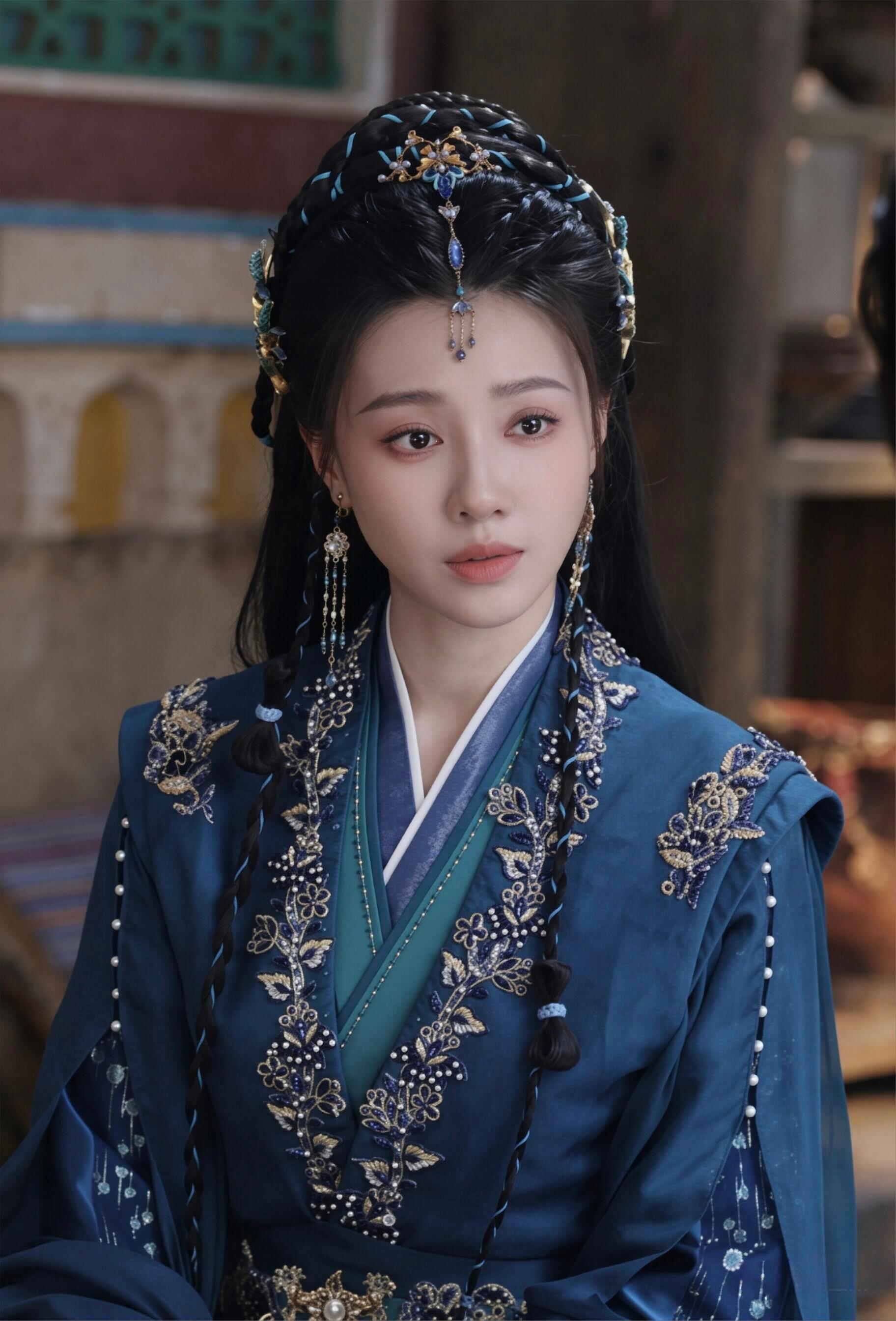 王鹤润希望被贴更多的标签 “不被记住”这四个字，能从演员自己嘴里笑着说出来，需要