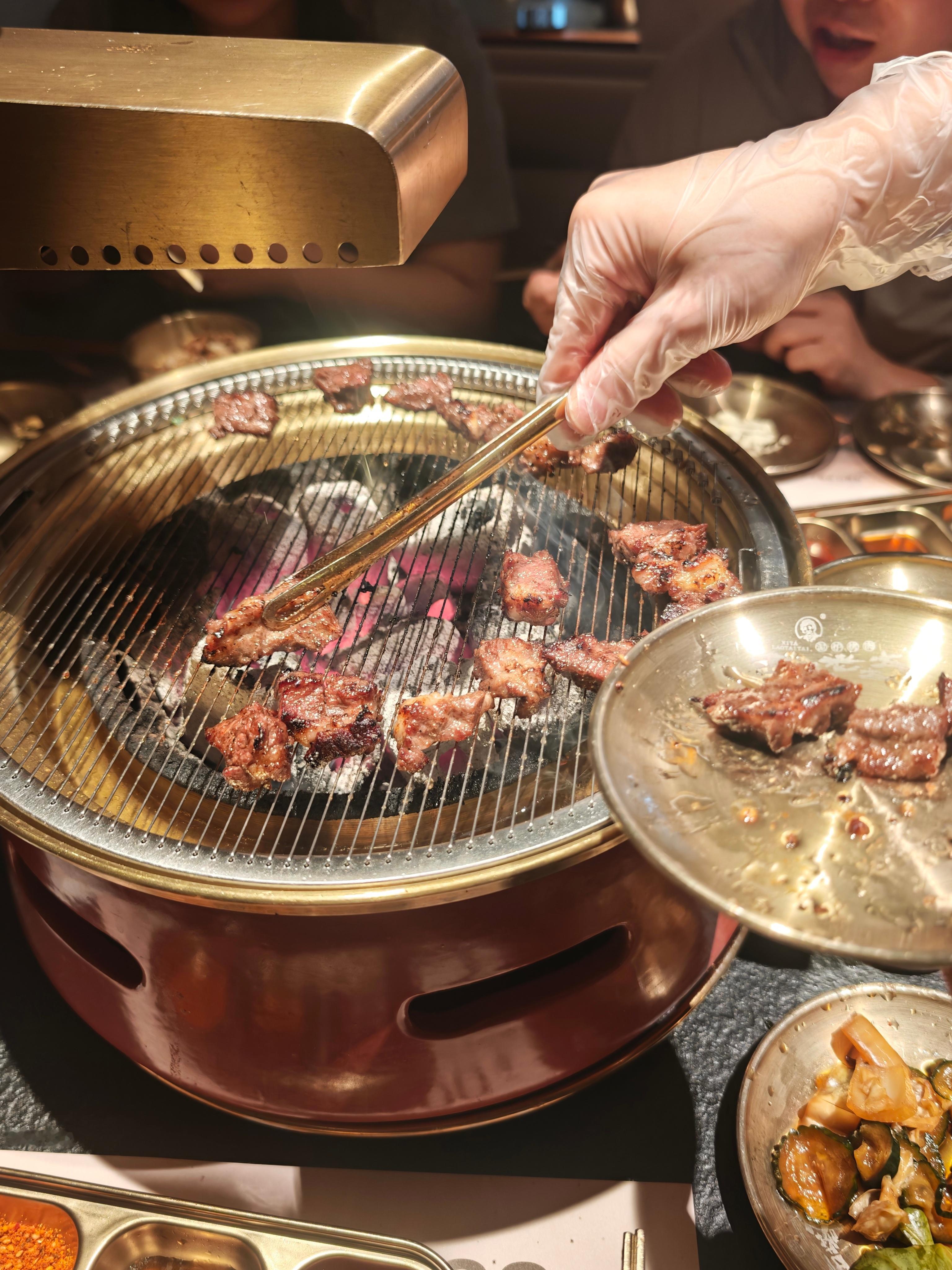 体检完溜班和同事们搓了一顿烤肉