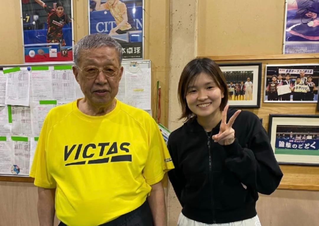 世界第一削球手桥本帆乃香5岁开始练球，16岁进入日乒队，现在28岁的她是日乒主力