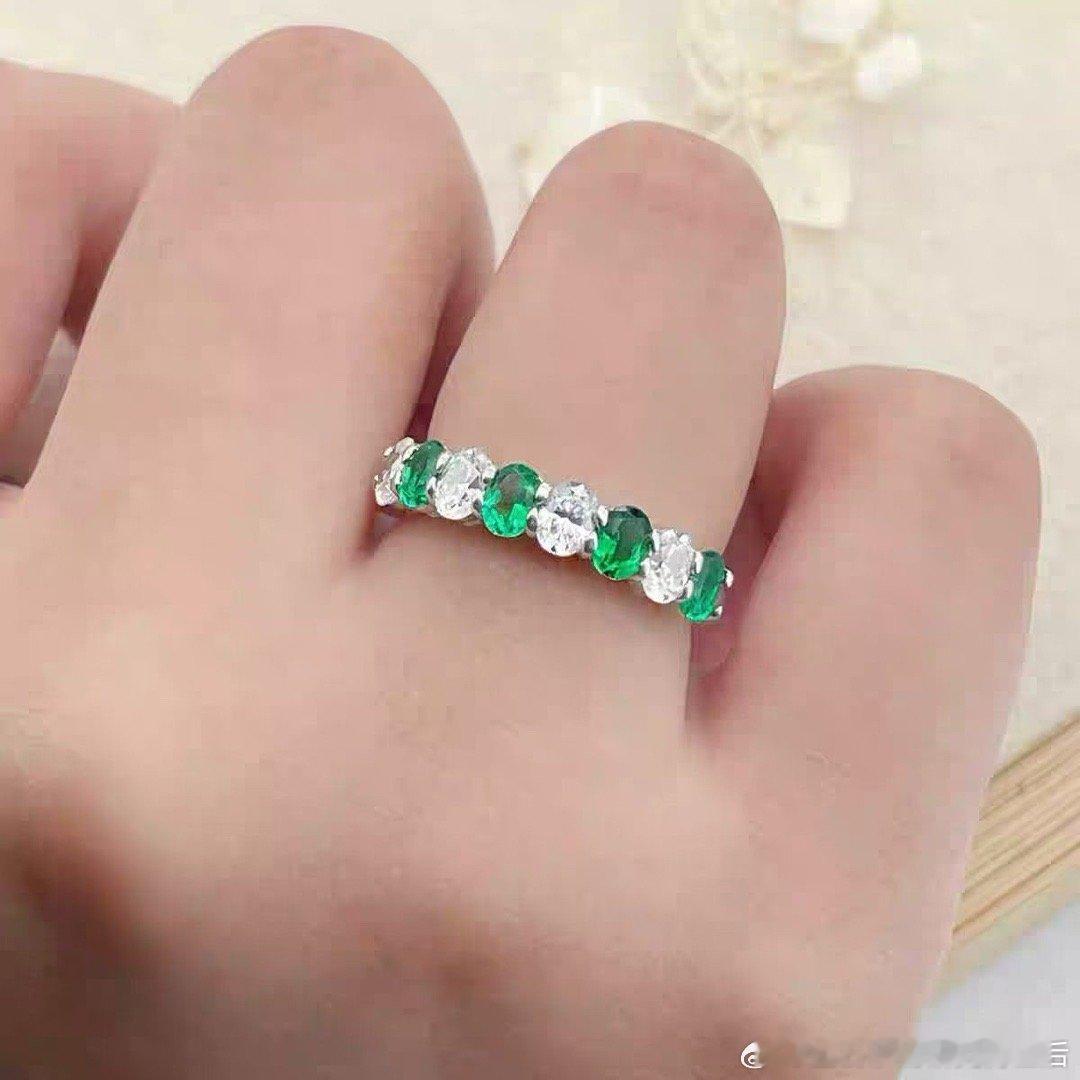 一个人怎么样，是自己、自己所处环境和教育的综合作用…… ​​​