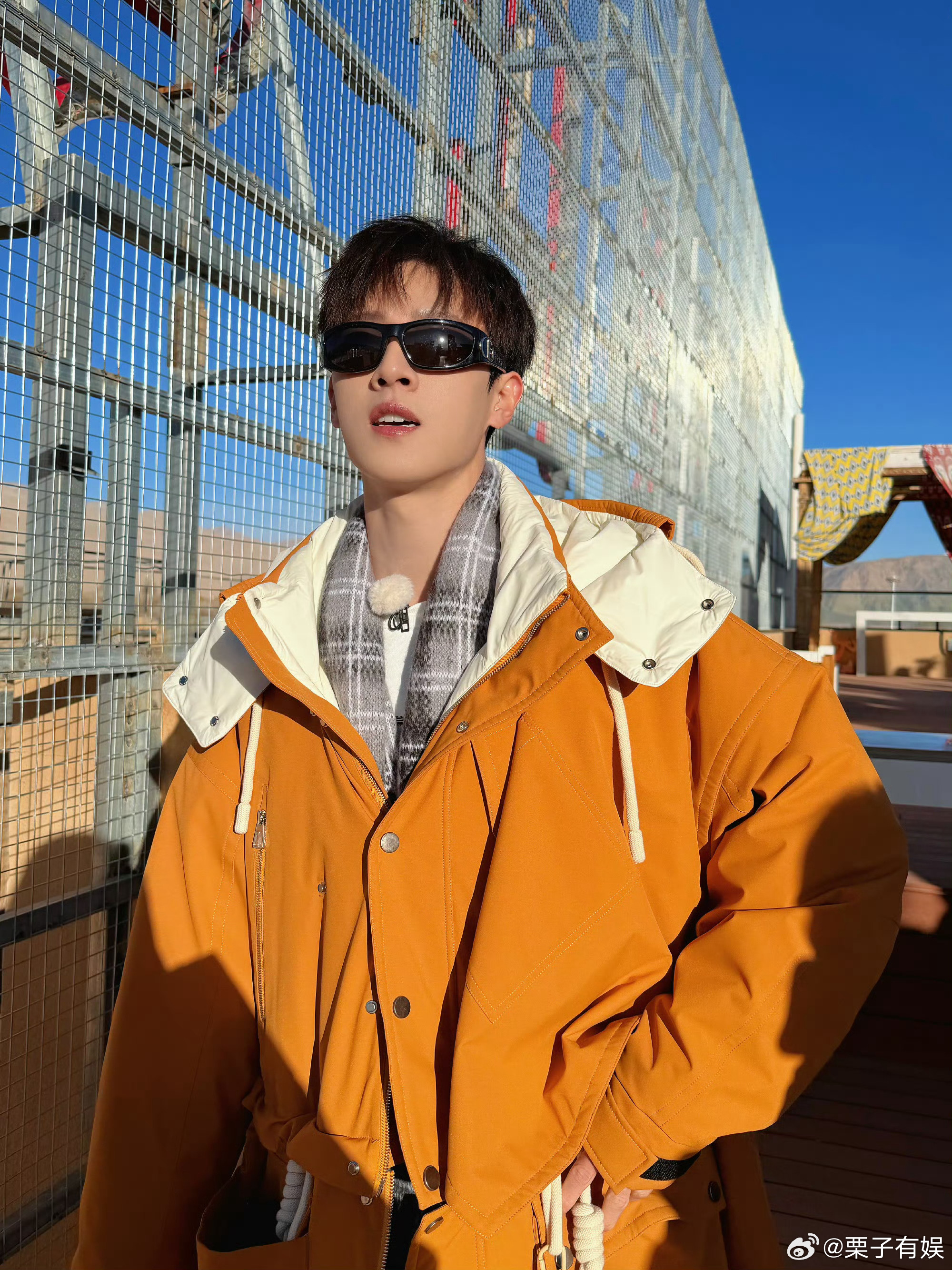 李昀锐阳光好耀眼，帅气，