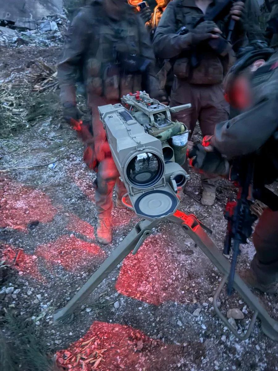 当地时间15日，以色列国防军宣布，正在黎南部宾特朱拜勒执行清剿的地面部队，在过去