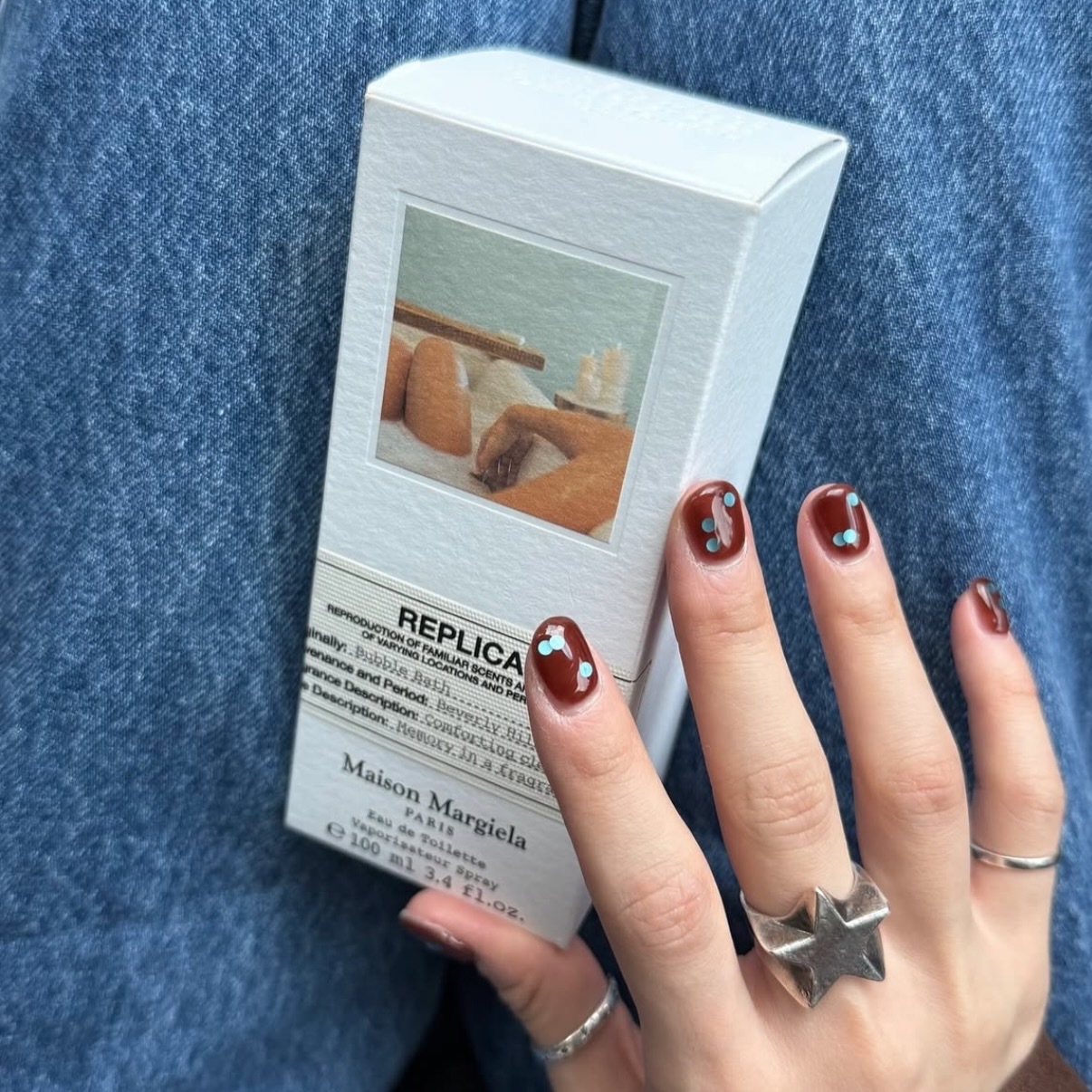 穿搭博主inghwa近期美甲zip 