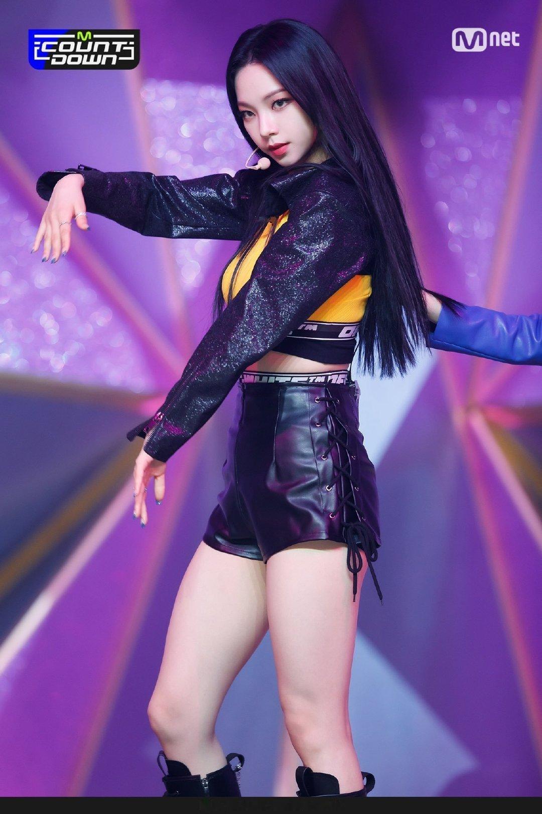 我好想念五年前今日的next level机车少女 