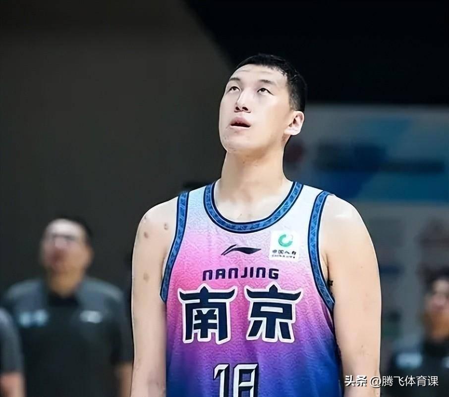 CBA新赛季十大转会球队数据，谁赚谁亏一目了然！

1.王岚嵚(辽宁转会山东)