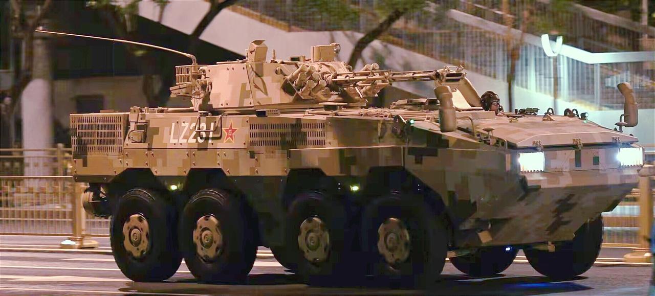 这个装甲车参加“九·三”大阅兵了吗？——ZBL-08 是我国 2008 年定型的