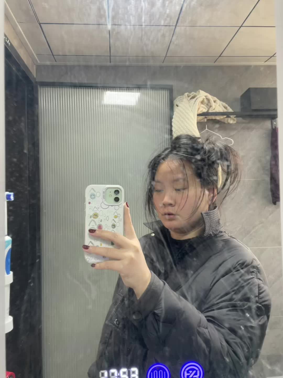 时常想不通 时常在将就。