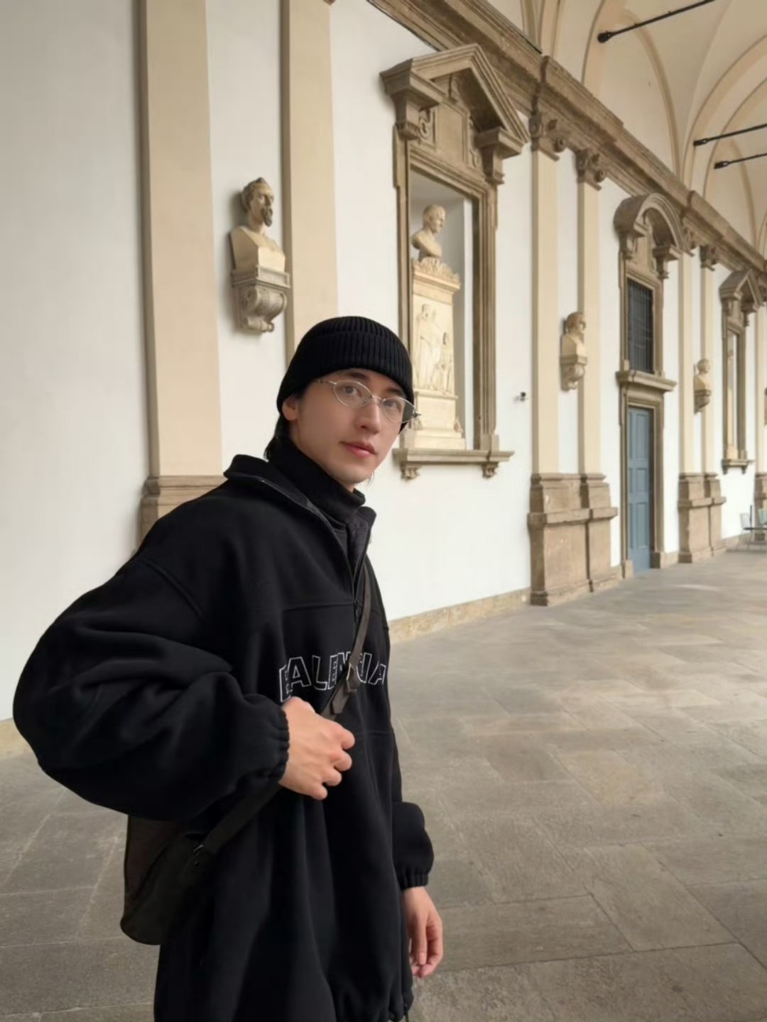 许魏洲好帅 有型有格～气质真好 期待看秀造型！ 