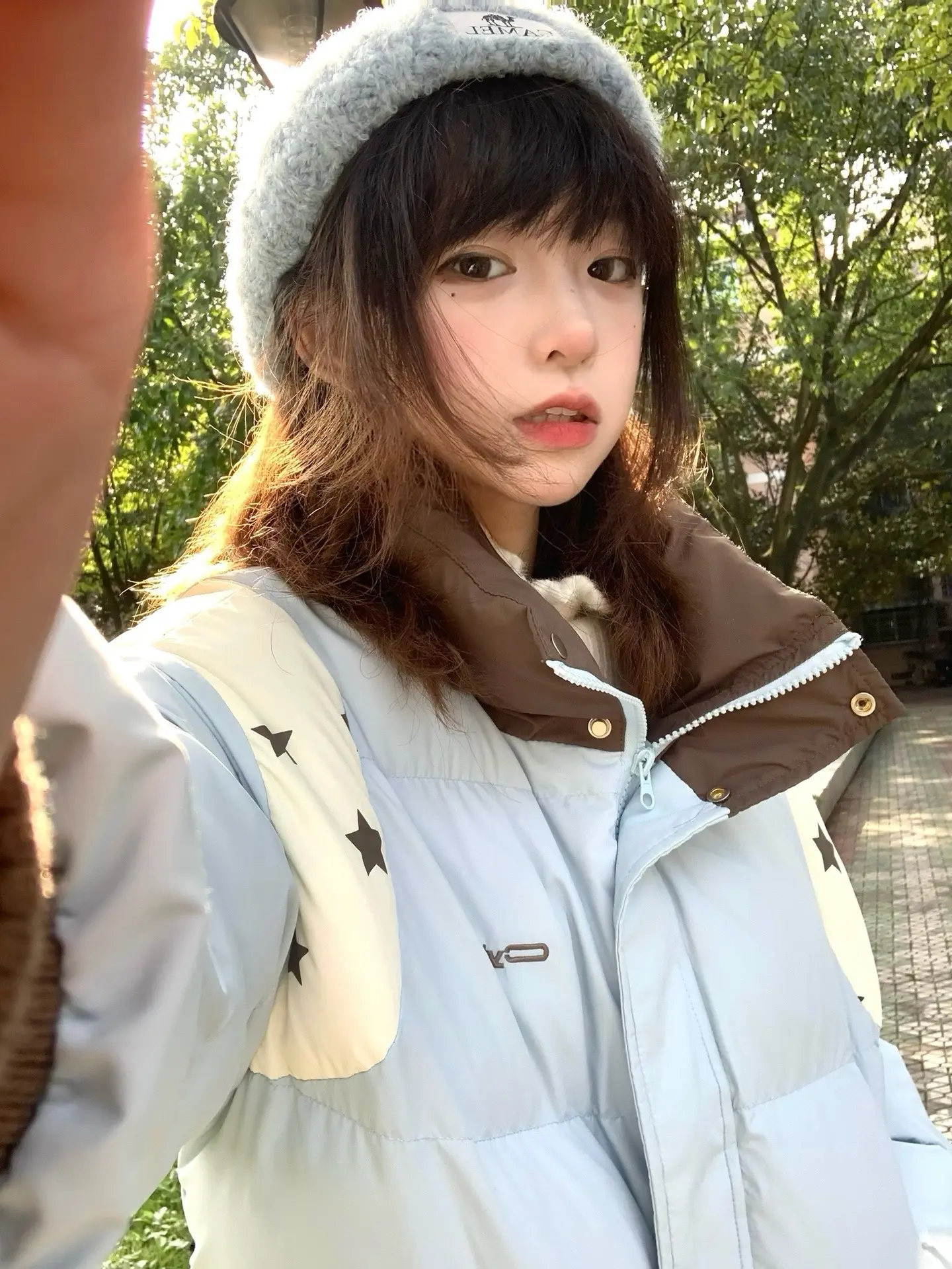 你一出现 阴天变成晴天ᶻz ₍^_   ̫ _^₎