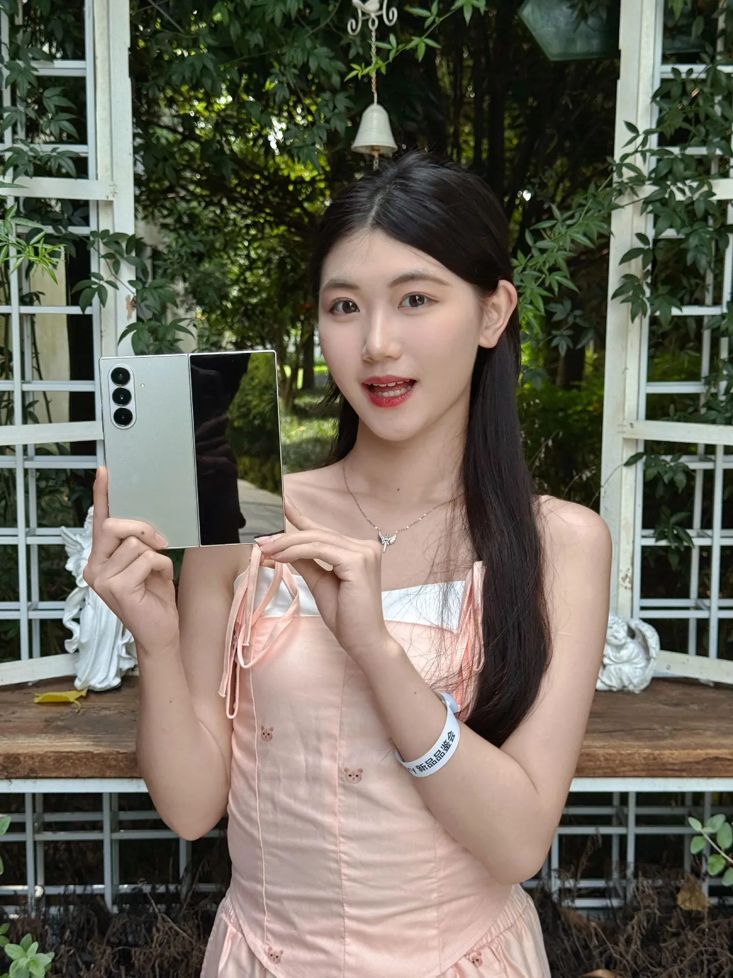 三星Z Fold7 真机上手！这一代真的很薄