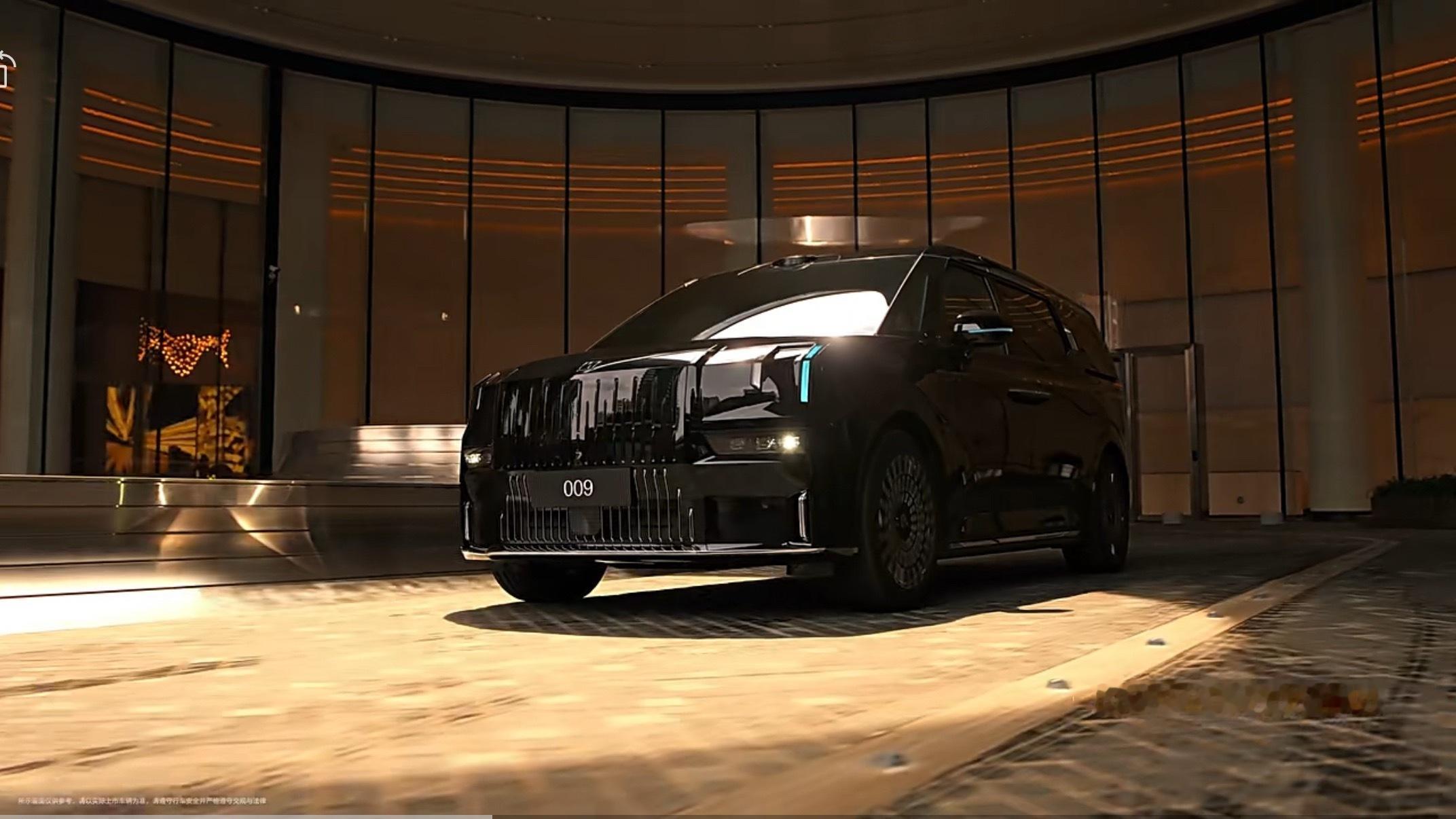 40万以上豪华MPV还能怎么卷？焕新极氪009这次有点东西。连续两年40万以上M