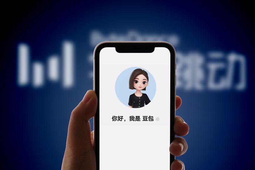 原定 8 月问世的豆包 2.2 突然跳票了。

以“大力出奇迹”和极速迭代著称的