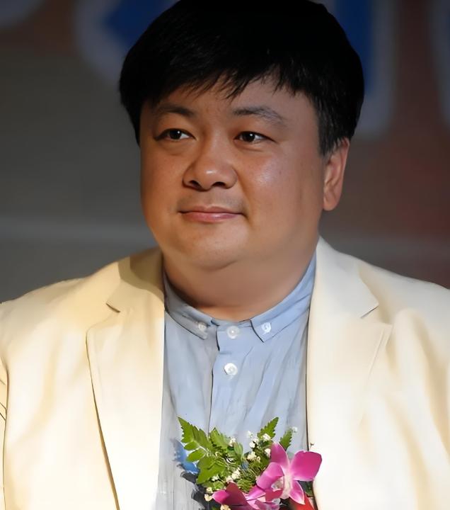 1991年，保姆向洪剑涛借10万买房，洪剑涛二话不说便将钱给了她，谁知，十几年后