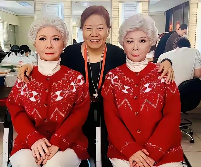 春晚上的仿生机器人和真人也太像了吧 