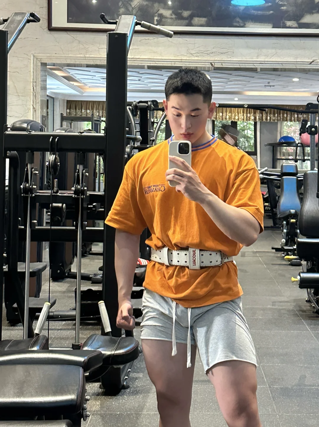 还得是 男人的黑丝