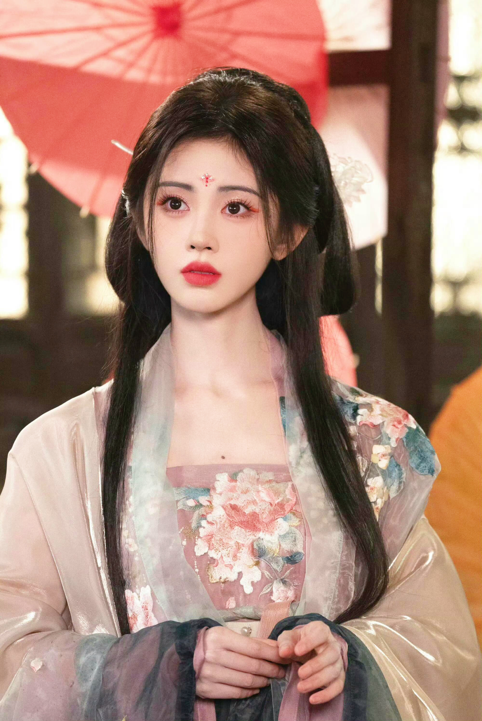 你入坑鞠婧祎的第一部剧是❓白娘子｜芸汐传｜嘉南传｜花戎花间令｜仙剑四｜请赐我一双