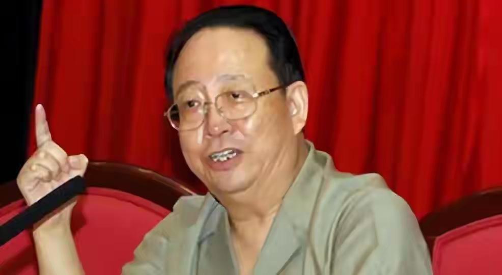 1995年，原湖南省委书记杨正午扬言：我没有背景，我的后台是百姓。

说实话，这