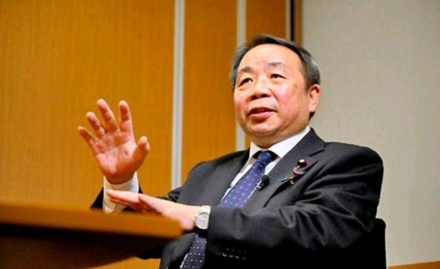 汉奸石平窜访台湾，出来对我们放话了！1月6日，根据外媒报道，窜访台湾的汉奸石平表