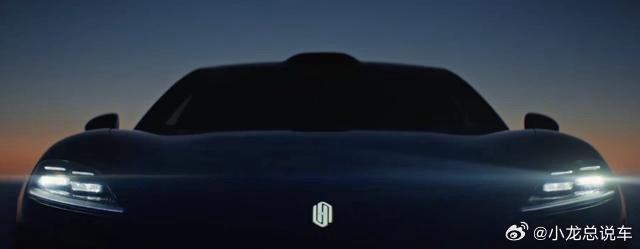 全系华为途灵平台，像智能扭矩控制、动态辅助这些核心技术该有的都有。现在新能源车卷