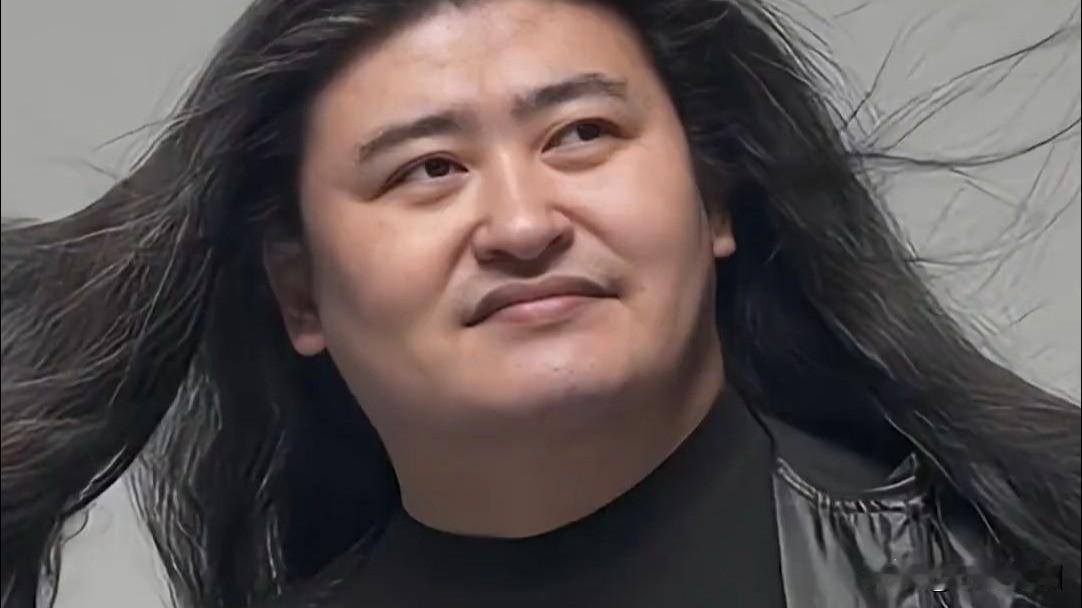 刘欢的哪首歌最让你印象最深刻作者加速成长计划我最欢他唱的那首《从头再来》，无论歌