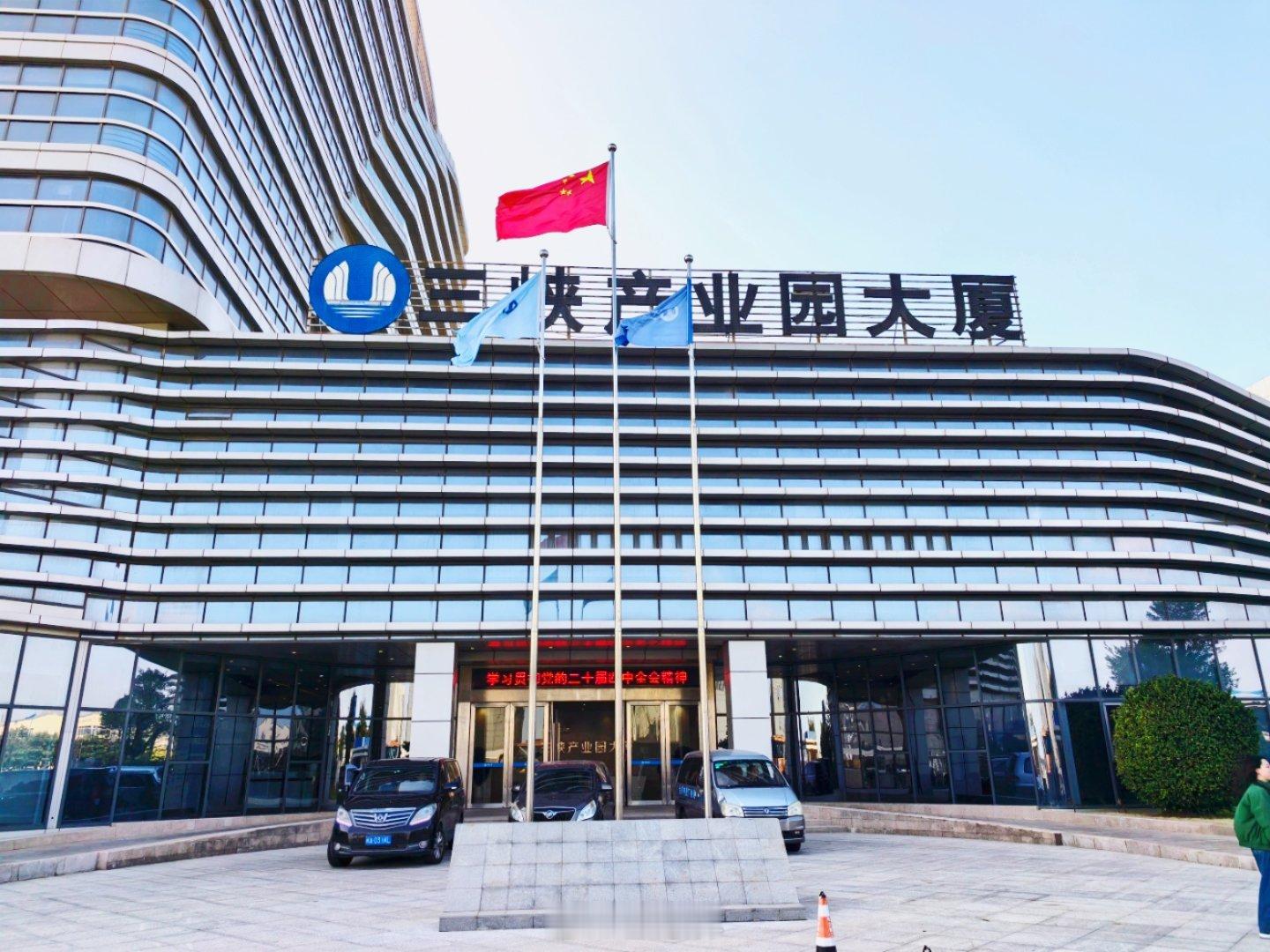 新质福建万千气象 风力发电设备见过不少，风力发电装备生产企业还是第一次来。今天有