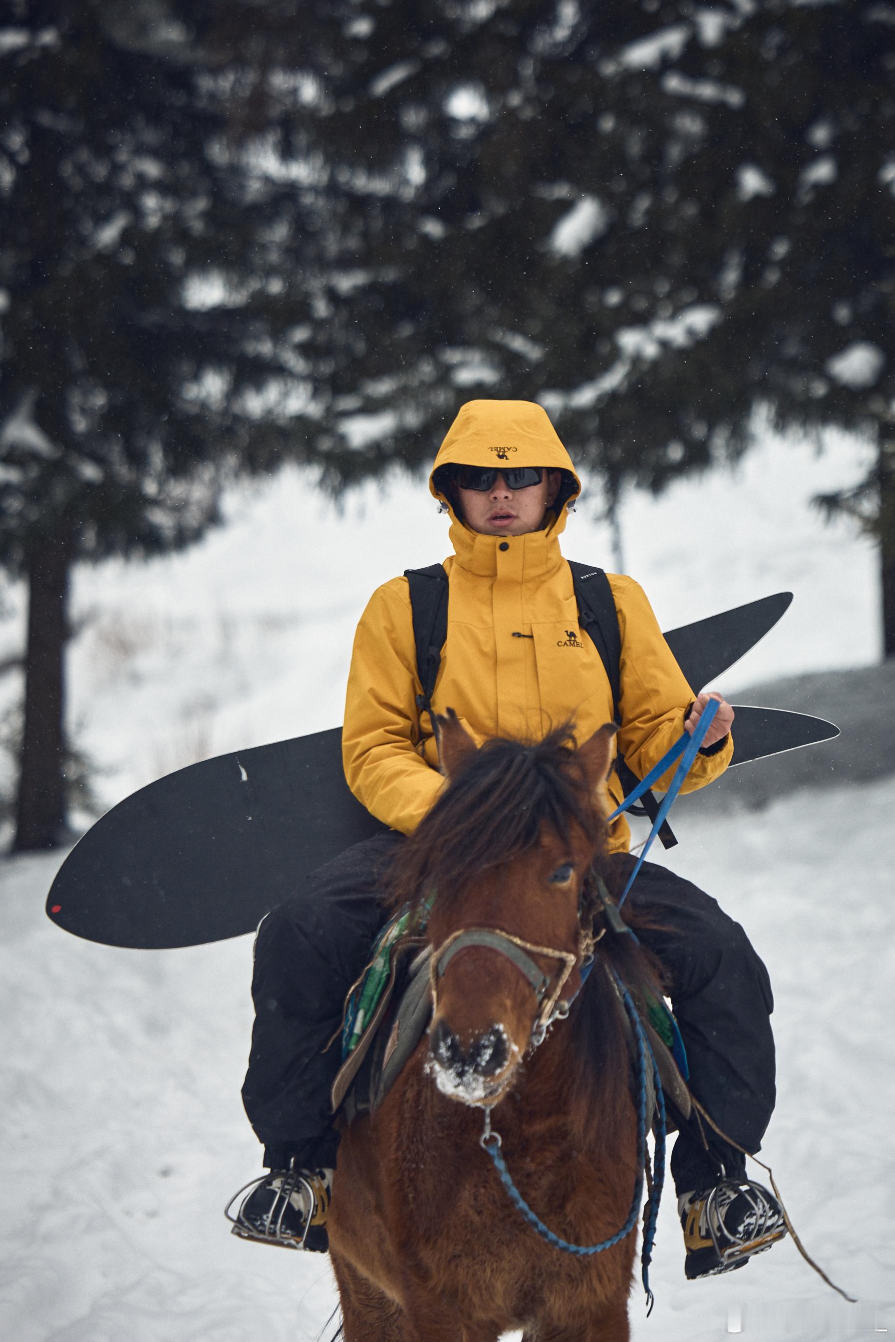 这次理想旅行家换了个角色，算是先遣队，因为和小伙伴冬冬有充足的经验并且熟悉阿勒泰