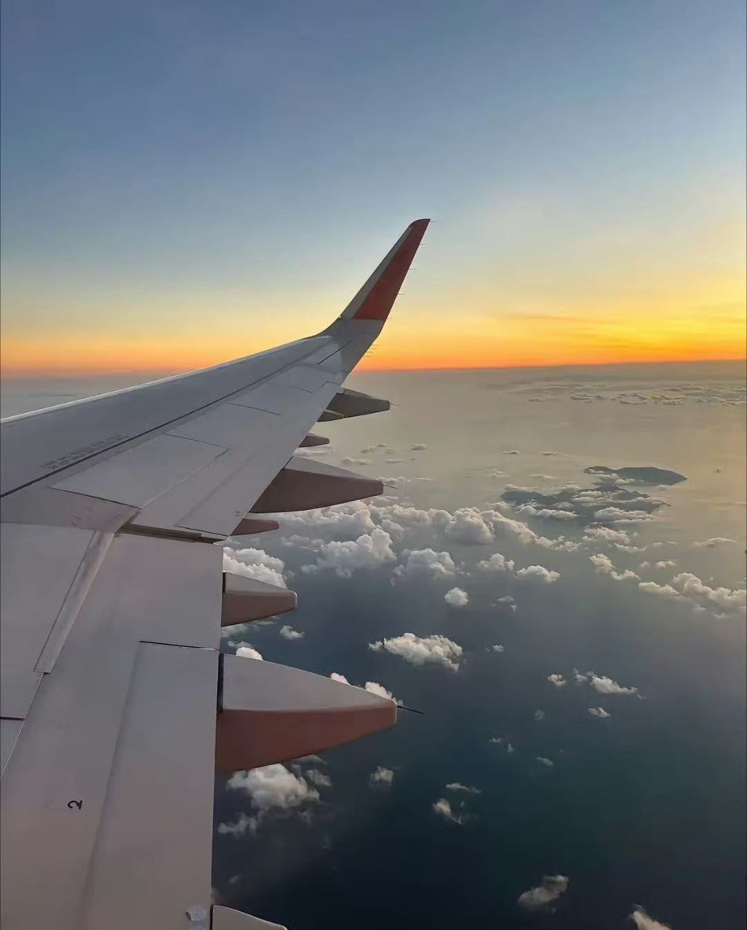 12月中国境内到日本的计划航班中，超40%（约1900个）被取消。11月15日后