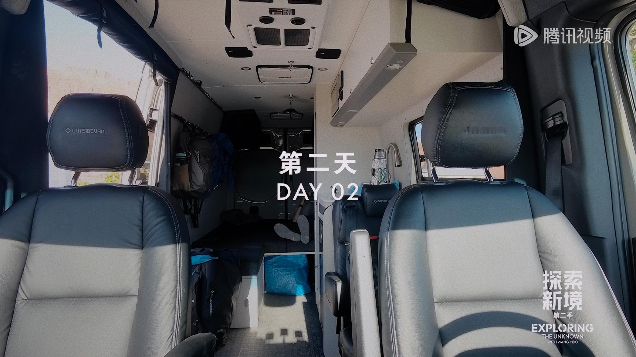 我还以为是个棒球棍支在那边 没想到是老公的细胳膊 