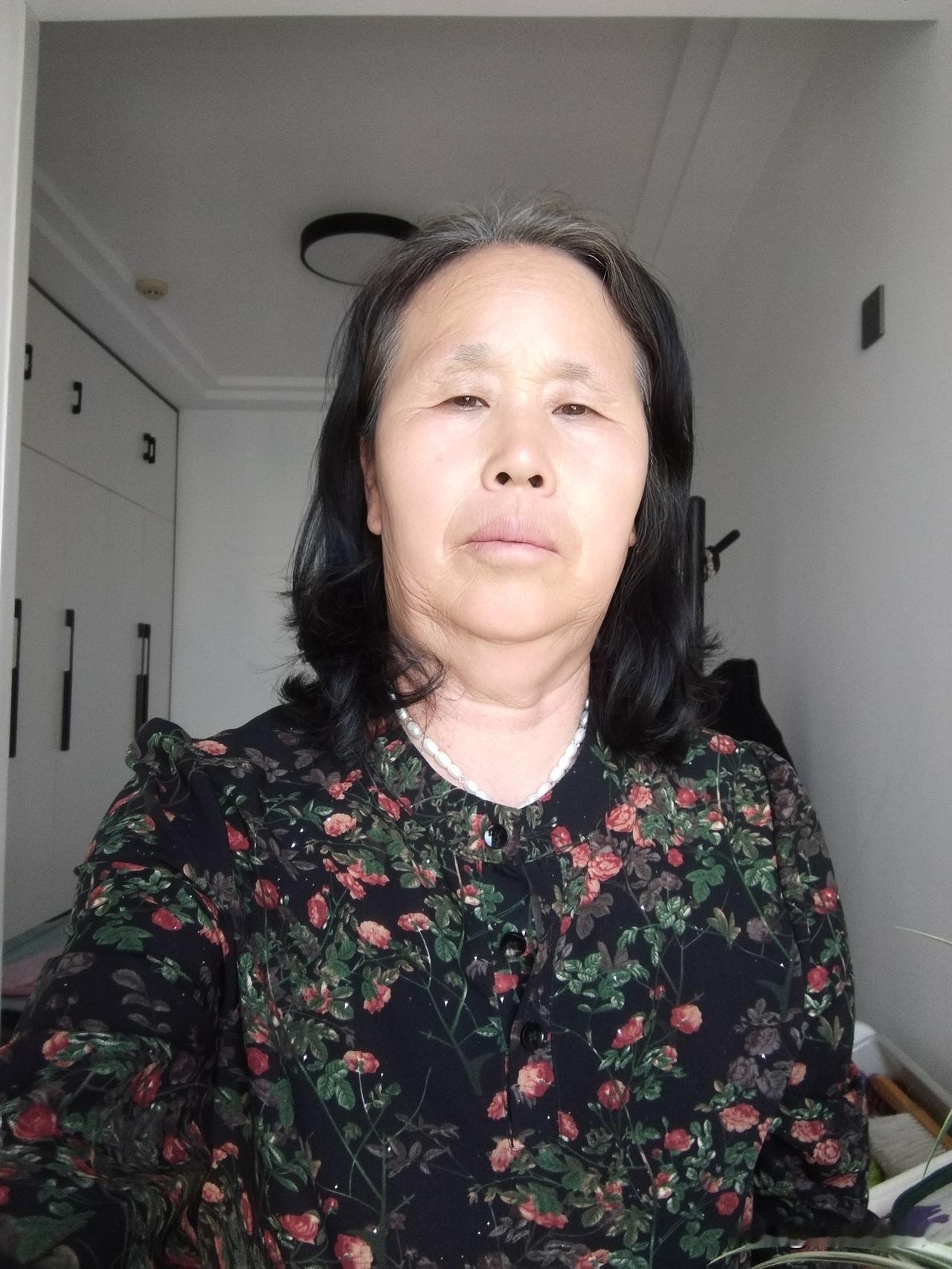 今天是我的生日，早上大儿媳发了200元红包，祝我生日快乐，一会儿二儿媳发了500