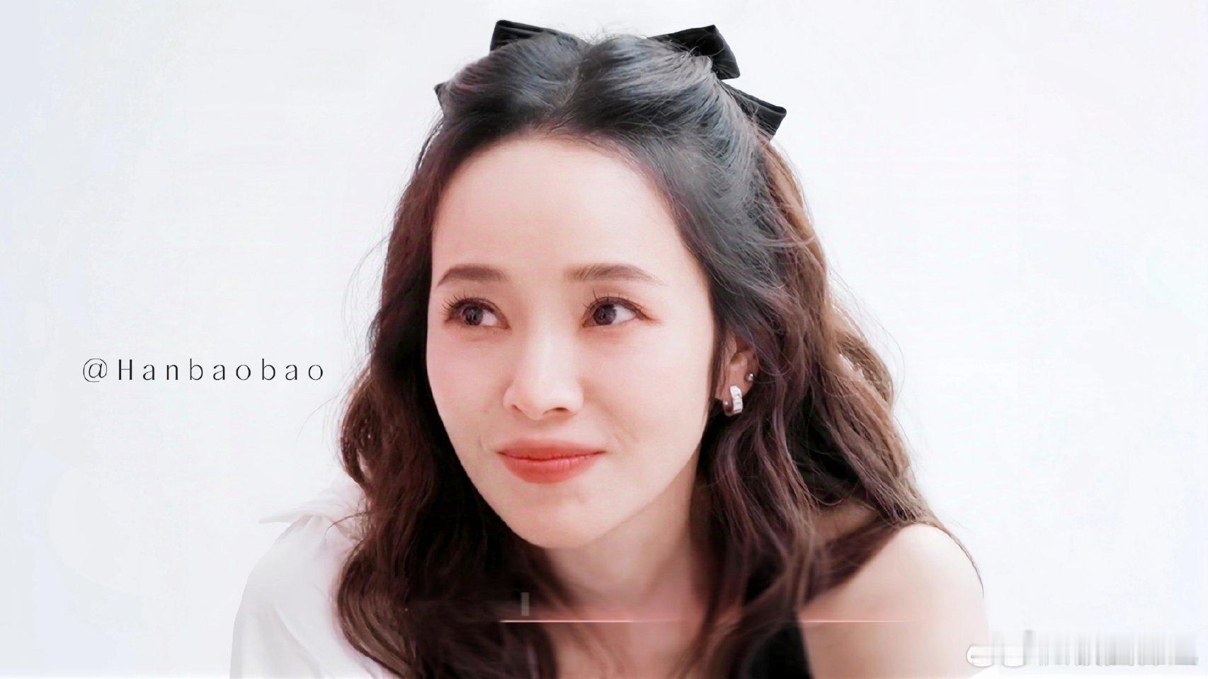 管乐侯佩岑撒娇女人最好命乘风2025 管乐侯佩岑一撒娇，空气都变甜了，这就是甜蜜