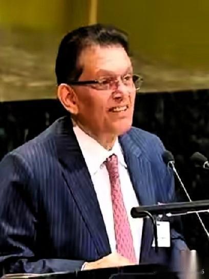 世界大势呈现出“东升西落”的态势，拉赫曼当选联合国大会主席便是这一趋势的生动体现
