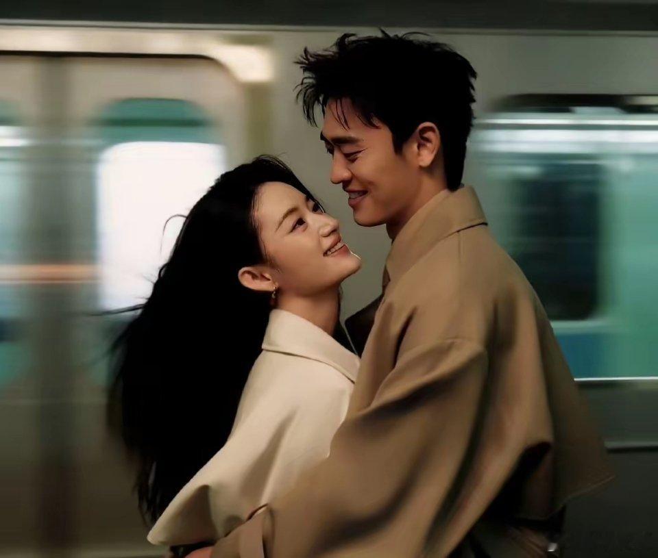 郭晓婷 王天辰郭晓婷 王天辰与其说是演员亲自回应CP争议，不如说是难得清醒又体面