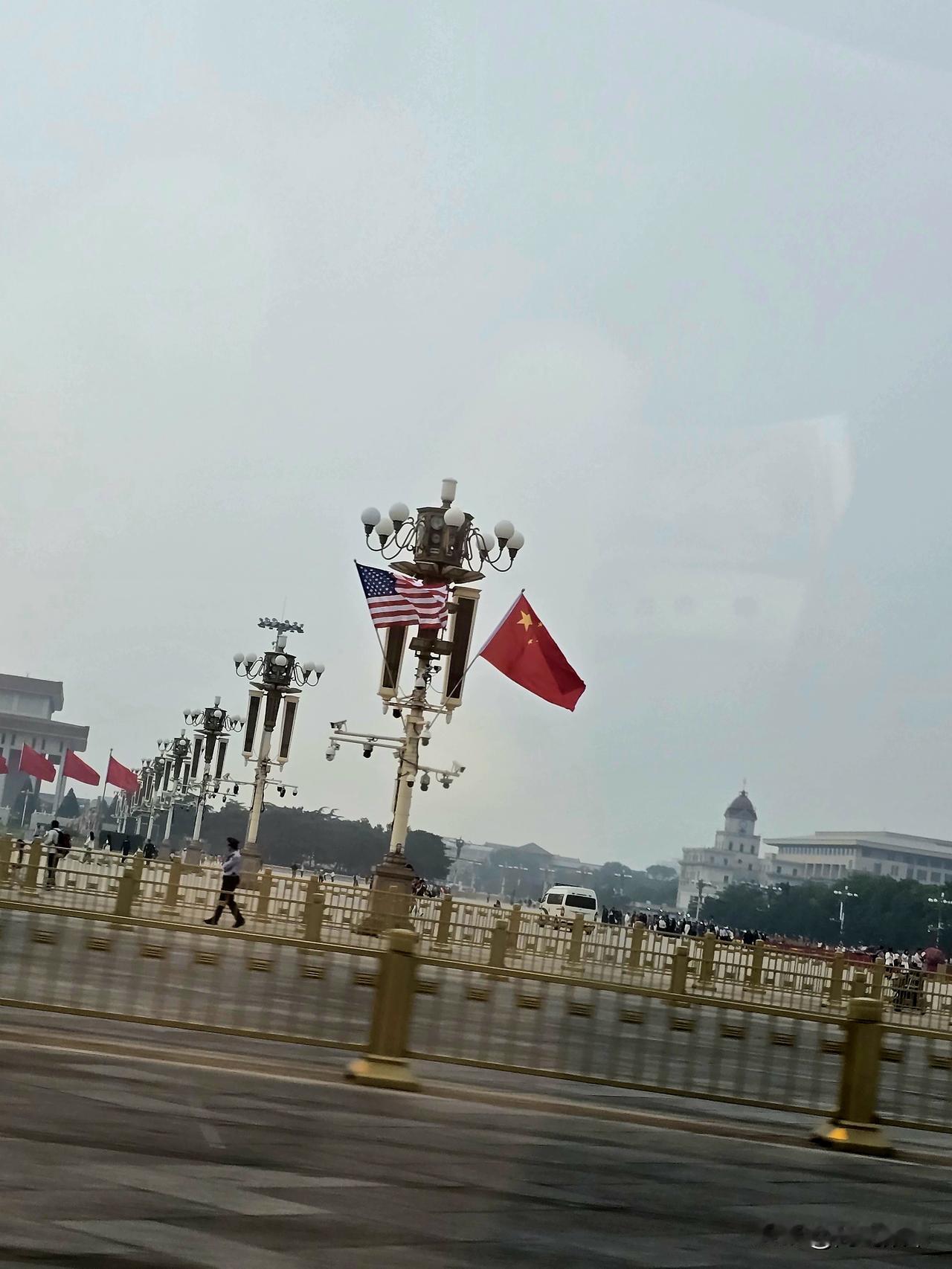 北京长安街上飘扬的星条旗长安街记忆 长安街沿途风景 天安门周边夜景 长安街花坛景