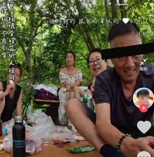 哪一瞬间你觉得东北还有希望？

刷短视频看到有东北ip家长锻炼小朋友卖冰棍儿，大