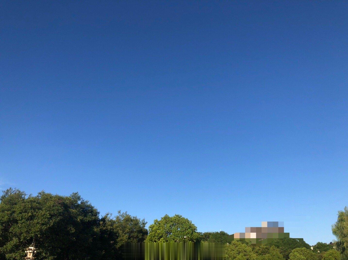 #苏中小城# 秋高气爽的季节，早上出门真舒服 ​​​