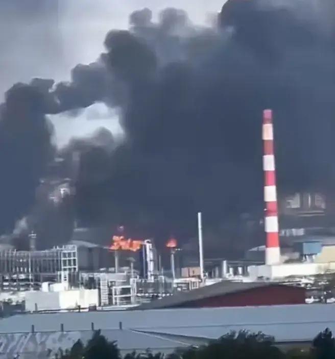 俄罗斯外长对乌克兰年轻的防长不屑一顾，他表示“他刚上任，必须先适应（职务）”。