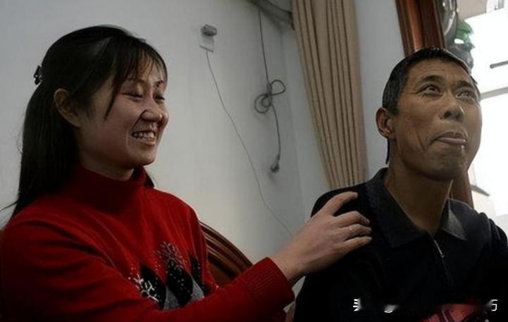2007年，河北一女子瞒着父母，割下69%的肝捐给公公，事后仅3年就遭到婆家嫌弃