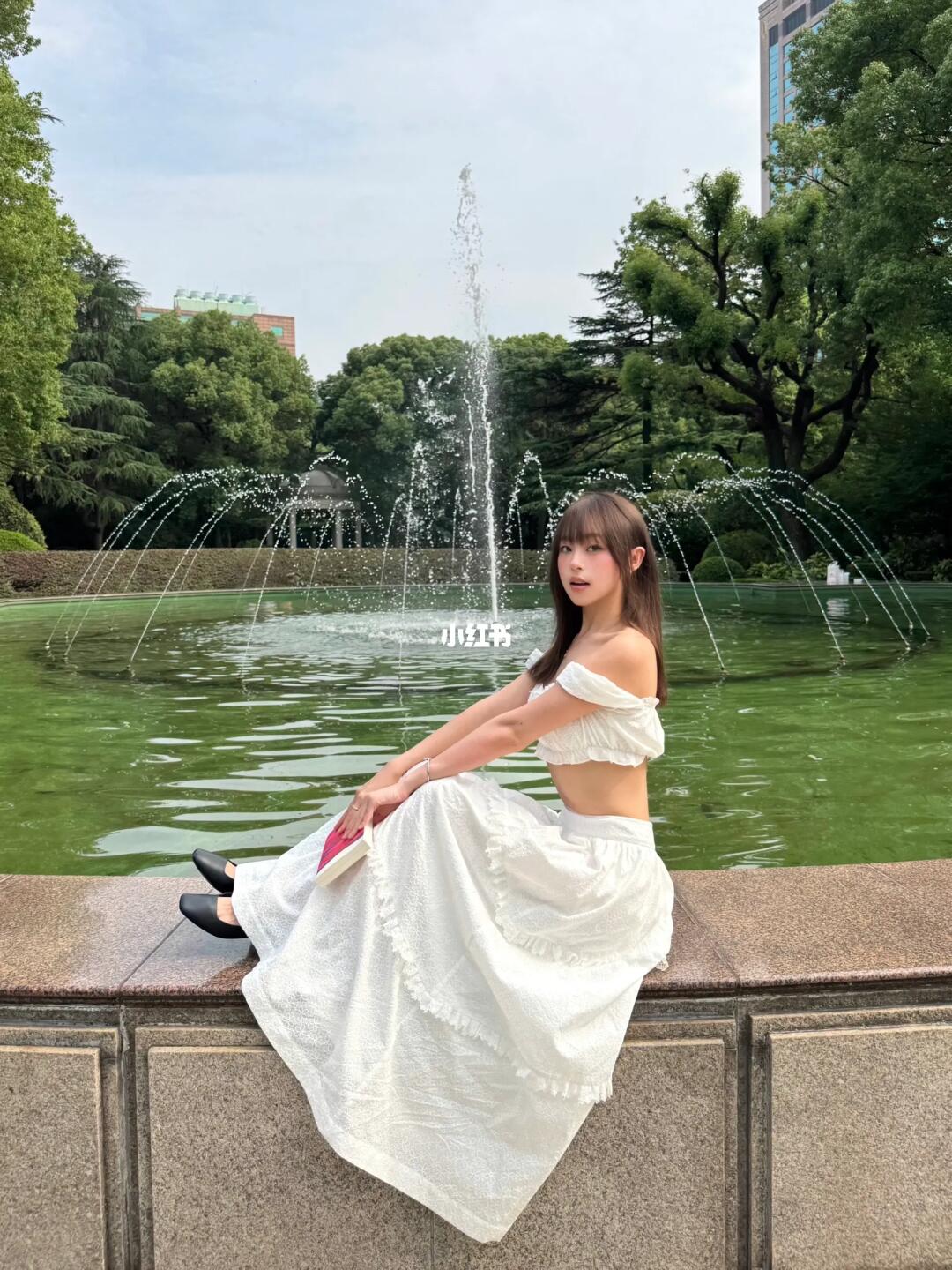 just a girl and her white maxi skirts 🤍
