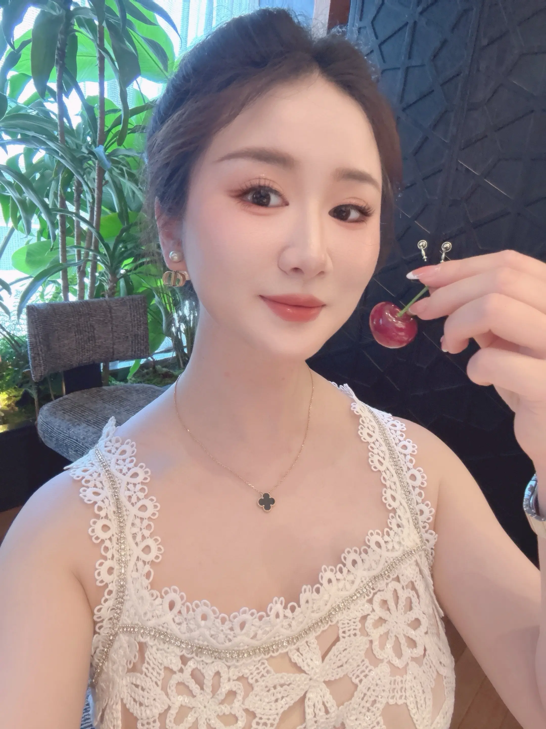 🥂🥂  不被定义，永远热烈，永远自在如风🩵🩵