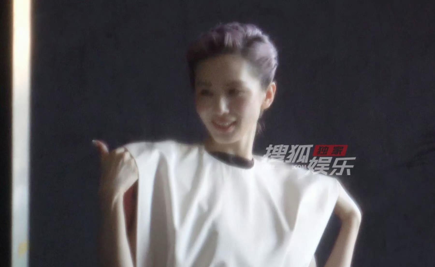 她只是个guest ​​​